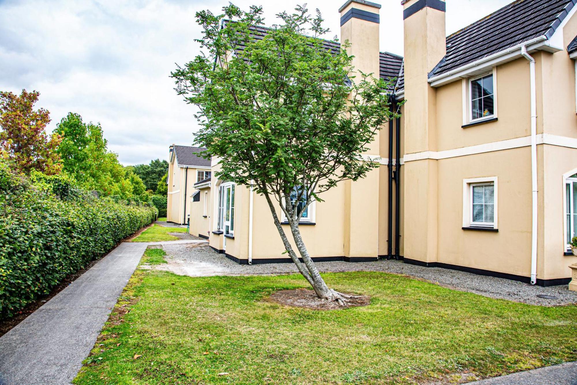 No 1 Killarney Holiday Village Vacation Home Экстерьер фото